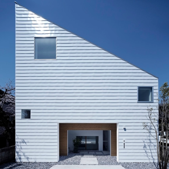 House in Shimoda-Chou / EANA - Houses, Door, Facade