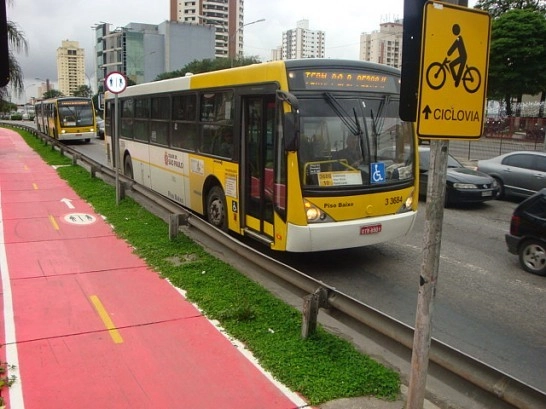 São Paulo terá corredores de ônibus acompanhados por ciclovias - Imagem de Destaque