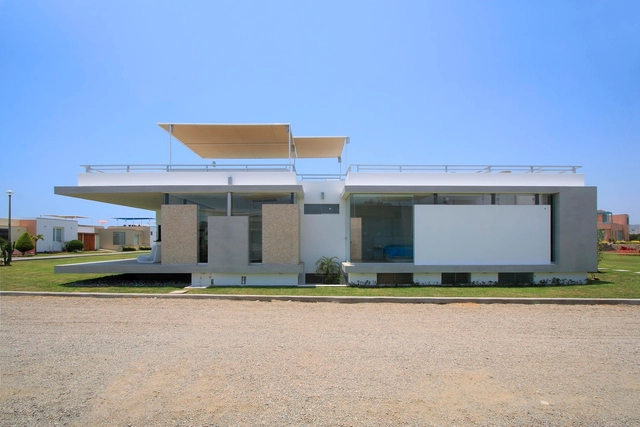 Casa Viva / Gómez de la Torre & Guerrero Arquitectos - Casas, Fachada