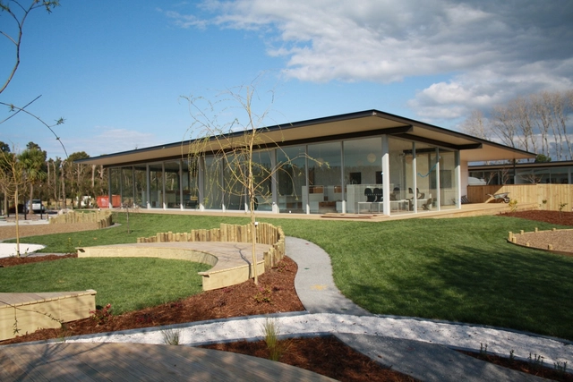 New Shoots儿童中心/ Collingridge and Smith Architects建筑事务所 - 幼儿园