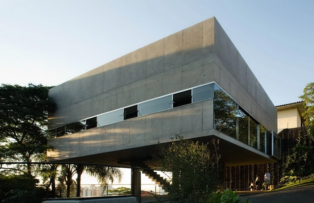 Casa y Estudio en Vila Romana / MMBB Arquitetos - Casas, Fachada