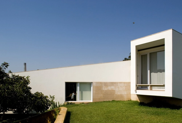 Casa en Romeirão / ARX Portugal Arquitectos - Casas, Fachada