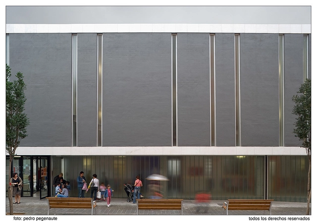 Escuela en Granollers / BAAS - Jordi Badia - Escuela Primaria, Fachada