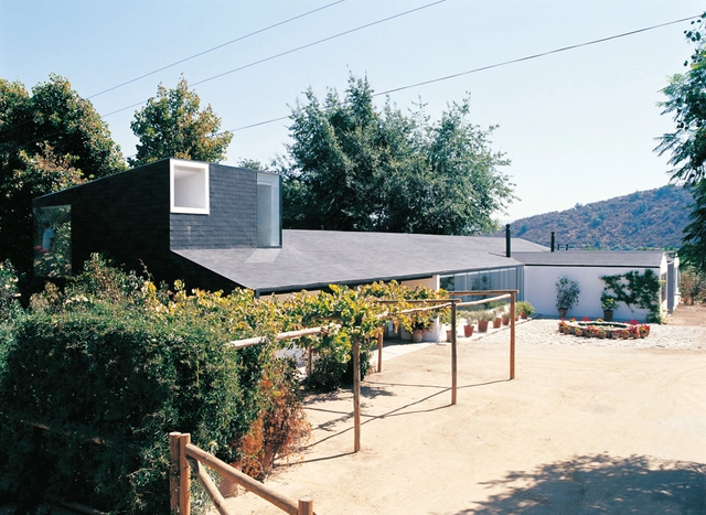 Casa en el Campo / Benjamín Murúa Arquitectos + Constanza Infante - Ampliación