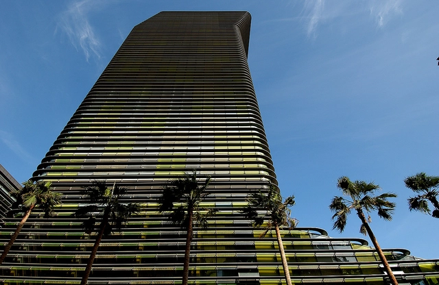 Plaza y Torre Woermann, Las Palmas de Gran Canaria / Ábalos & Herreros + Casariego - Guerra - Vivienda Colectiva, Fachada, Urbano