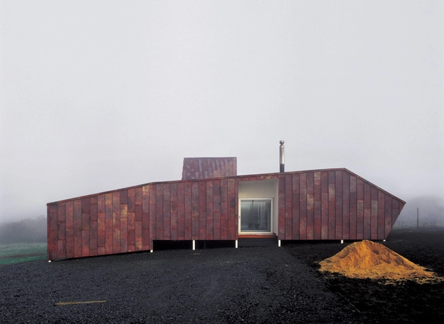 Casa de Cobre 2 / Smiljan Radic - Casas
