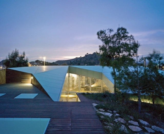 Casa de los Pinos / XPIRAL - Casas