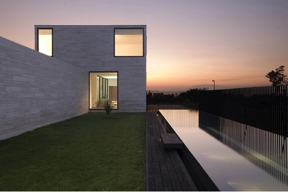 Casa Di Pede - Alvarez / Tidy Arquitectos - Casas