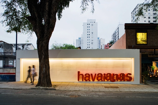 Tienda Havaianas / Isay Weinfeld - Tienda