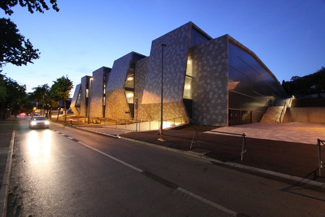 Centro Zamet / 3LHD - Centro Comunitario