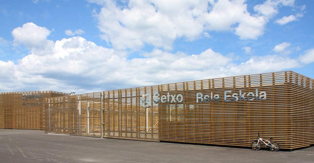 Pabellones de Remo y Vela / Abar Arquitectos + Múgica y DeGoyarzu + Julen Altuna - Pabellón