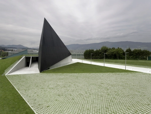 BTEK - Centro de Interpretación de la Tecnología / ACXT - Otros Edificios