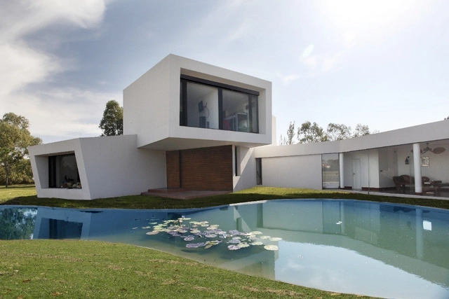 Casa Orquídea / Remy Arquitectos - Casas