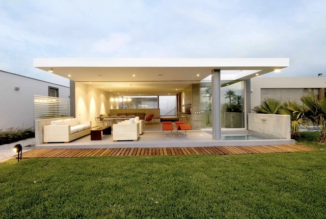 Casa Playa la Isla / Juan Carlos Doblado - Casas