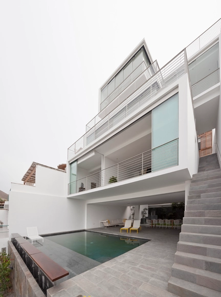 El 22 / JSª - Apartamentos, Fachada, Escaleras, Balcón
