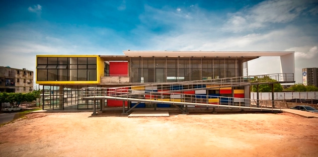 Ateneo de San Francisco / NMD - Centro Comunitario, Fachada