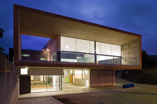 Colegio Educación Infantil y Comedor / Joseán Vilar Pons + Pablo Ribera Pons - Remodelaciones, Fachada