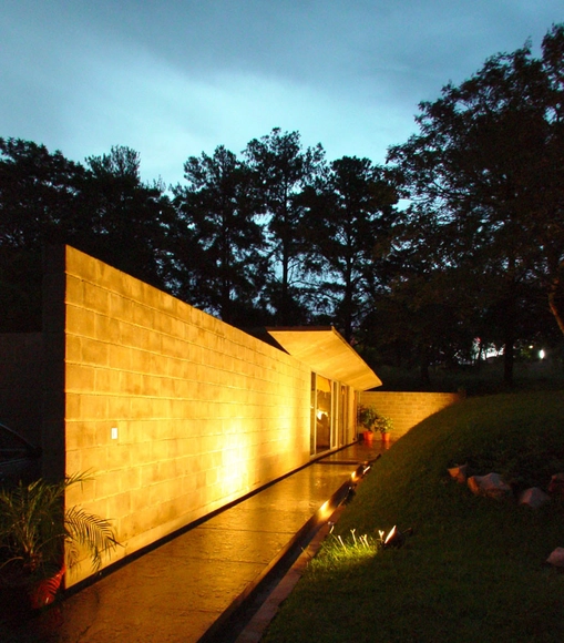 Casa de Luna y Alon / José Luis Ayala V - Casas, Jardín, Fachada
