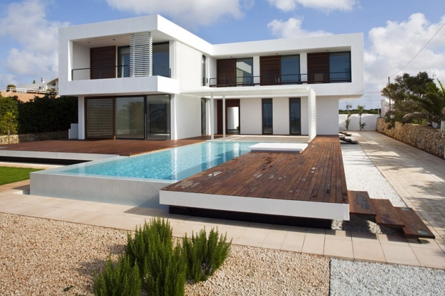 Casa en Menorca / Dom Arquitectura - Casas, Patio interior, Fachada, Sillas