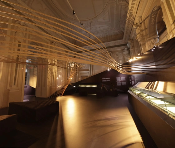 Exposición “Chopin’s visiting card” / WWA Architects - Museos Y Espacios De Exhibición, Fijación Vigas, Arco