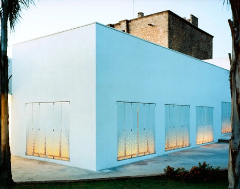 Casa en Puglia / Peter Pichler Architects - Renovación, Puerta, Fachada