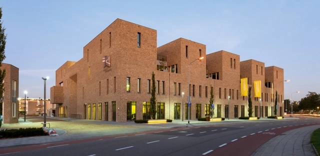 Oficina Municpal Winterswijk / OIII Architecten - Edificios Municipales, Fachada, Arco