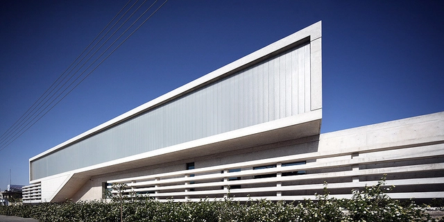 Banco Co Op en Kiti / amsa - Edificios Institucionales, Fachada