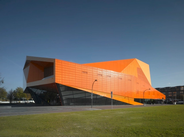 Teatro Agora / UNStudio + B + M - Teatro, Fachada