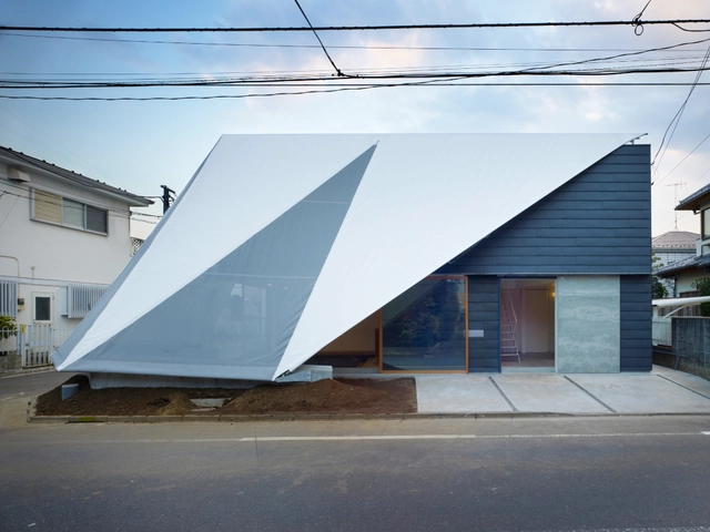 Casa en Kodaira / Suppose Design Office - Casas, Fachada