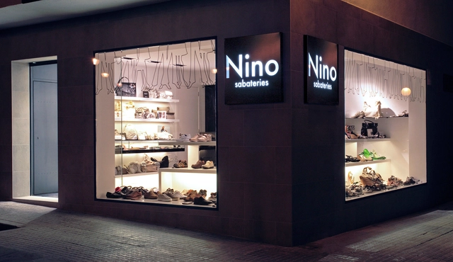 NINO Sabateries / Dear desing - Diseño De Interiores, Fachada