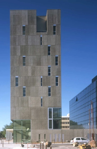 Complejo de Viviendas en Nantes / Barré Lambot Architectes + J. Béranger and S. Vincent  - Edificio De Oficinas, Fachada
