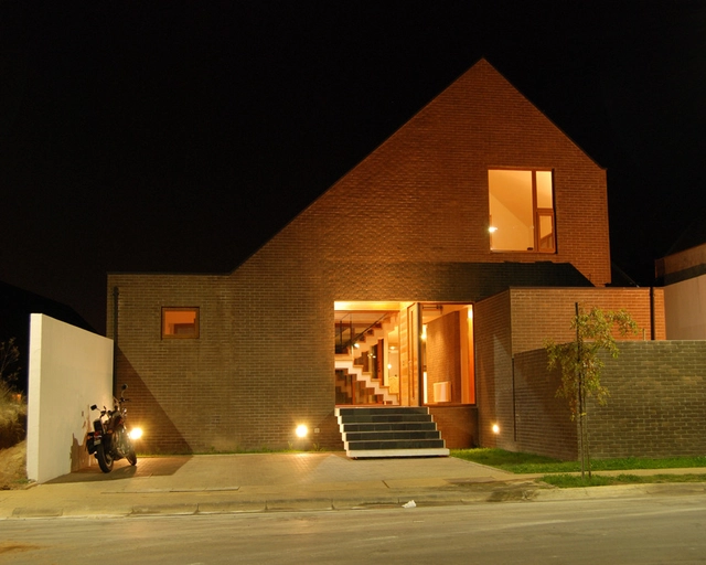 Casa Nuñez / Pradoarquitectos - Casas, Puerta, Escaleras, Fachada