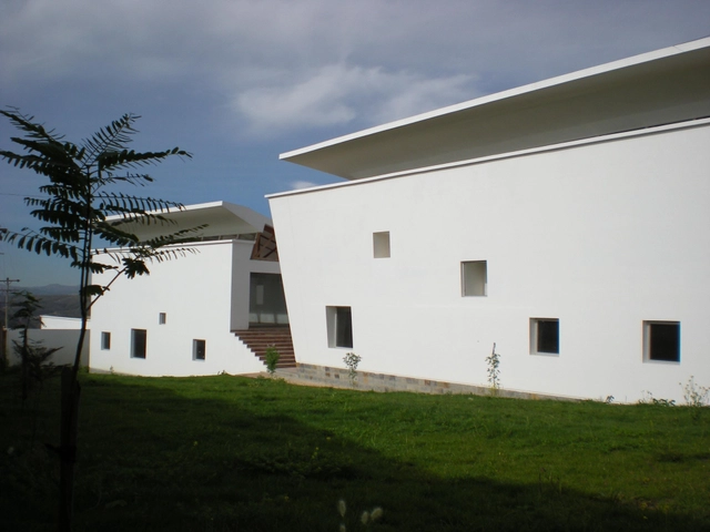 Campus UASB / G CdR Arquitectos - Universidad, Fachada, Puerta