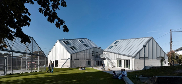 Centro de Cultura y Recreación juvenil / Dorte Mandrup + Cebra - Centro Comunitario, Fachada