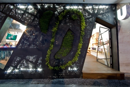 Ustore / Taller 13 - Tienda, Fachada, Escaleras, Barandas