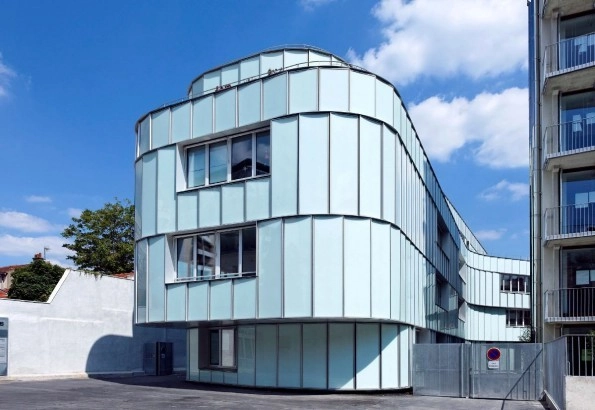 Groupe Scolaire / Trévelo & Viger-Kohler architectes (TVK) - Escuela Secundaria, Fachada