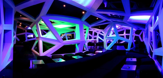 5 Sentidos Lounge Bar / On-A Arquitectos - Bar