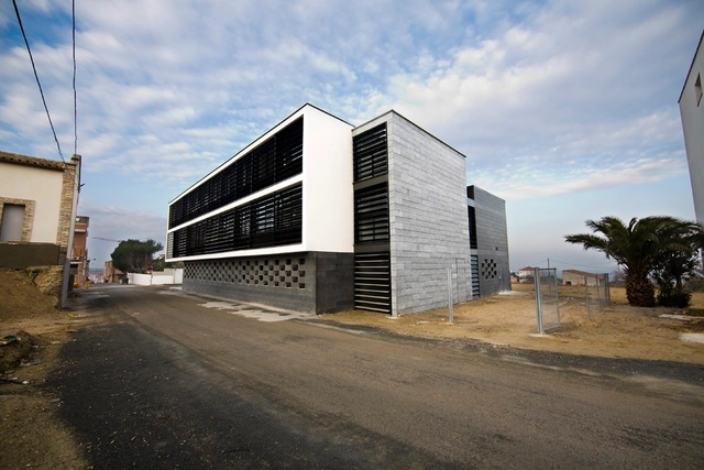 Jardín Infantíl de Almacelles / BmesR29 Arquitectes - Kindergarten, Fachada