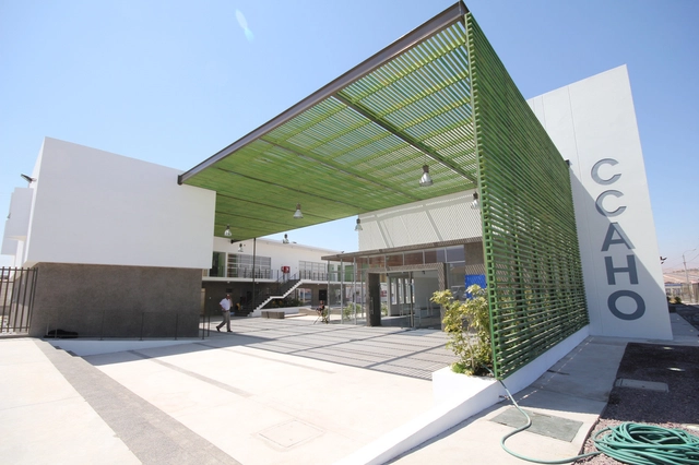 Centro Cultural Alto Hospicio / BiS Arquitectos  + Nouum Arquitectos - Centro Cultural, Fachada