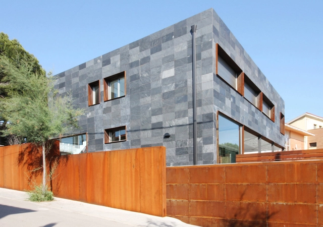 Casa Alella / Demostudio - Casas, Fachada, Cierros