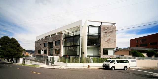 Edificio MZ / Diez + Muller Arquitectos - Apartamentos, Fachada