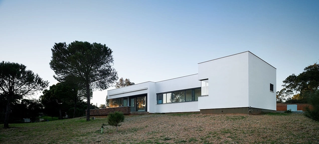 Vivienda de Invierno entre los Pinos / José Manuel Peinado - Casas, Fachada