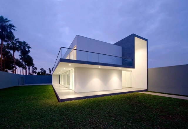 Casa en La Encantada / Artadi Arquitectos - Casas, Jardín, Fachada