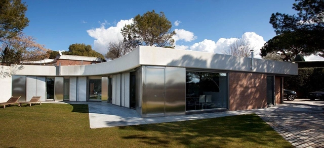 Casa JC&M / ALT arquitectura - Casas, Jardín, Fachada, Puerta