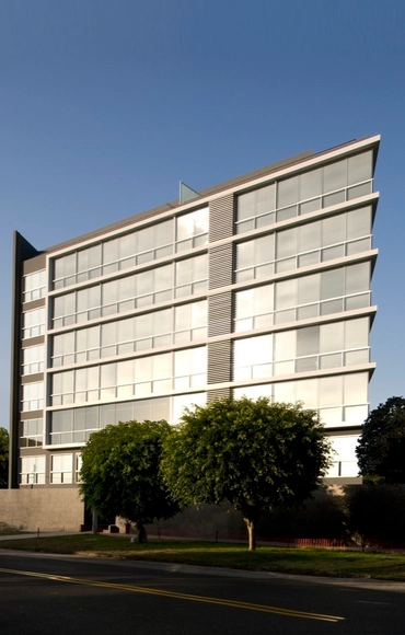 Edificio Costa Blanca / Artadi Arquitectos - Apartamentos, Fachada