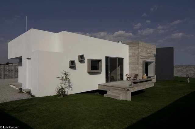Casa para dos Artistas / m+n arquitectos + Patricia Perera - Casas, Fachada