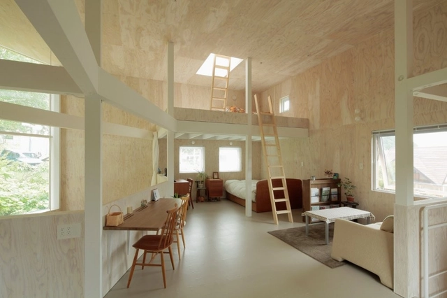 Casa Small Box / Akasaka Shinichiro Atelier - Renovación, Cocina, Fijación Vigas, Mesas, Sillas