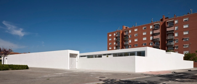 Escuela Infantil en la Chana / Elisa Valero Arquitectura - Kindergarten, Fachada
