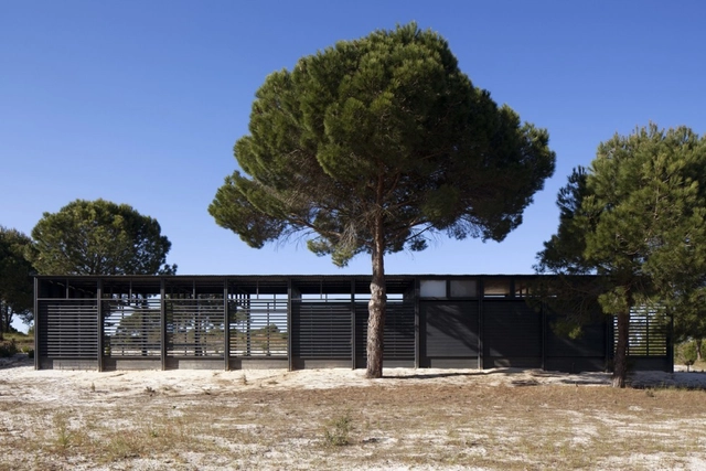 Casa para Invitados / PARATELIER - Casas, Puerta, Fachada