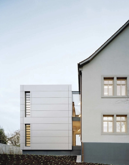 Kanzlei Balkenhol / Ecker Architekten - Reconversión, Fachada, Barandas, Escaleras